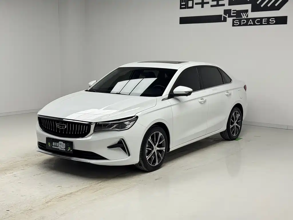 Geely Emgrand 2023