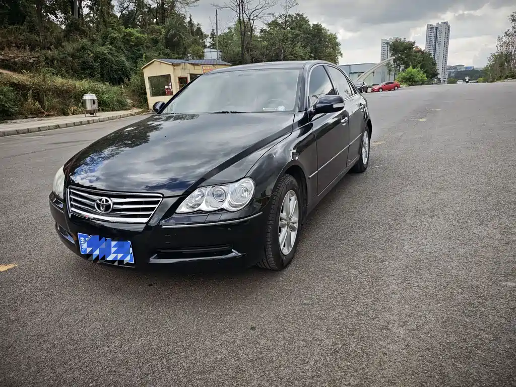 Toyota Reiz