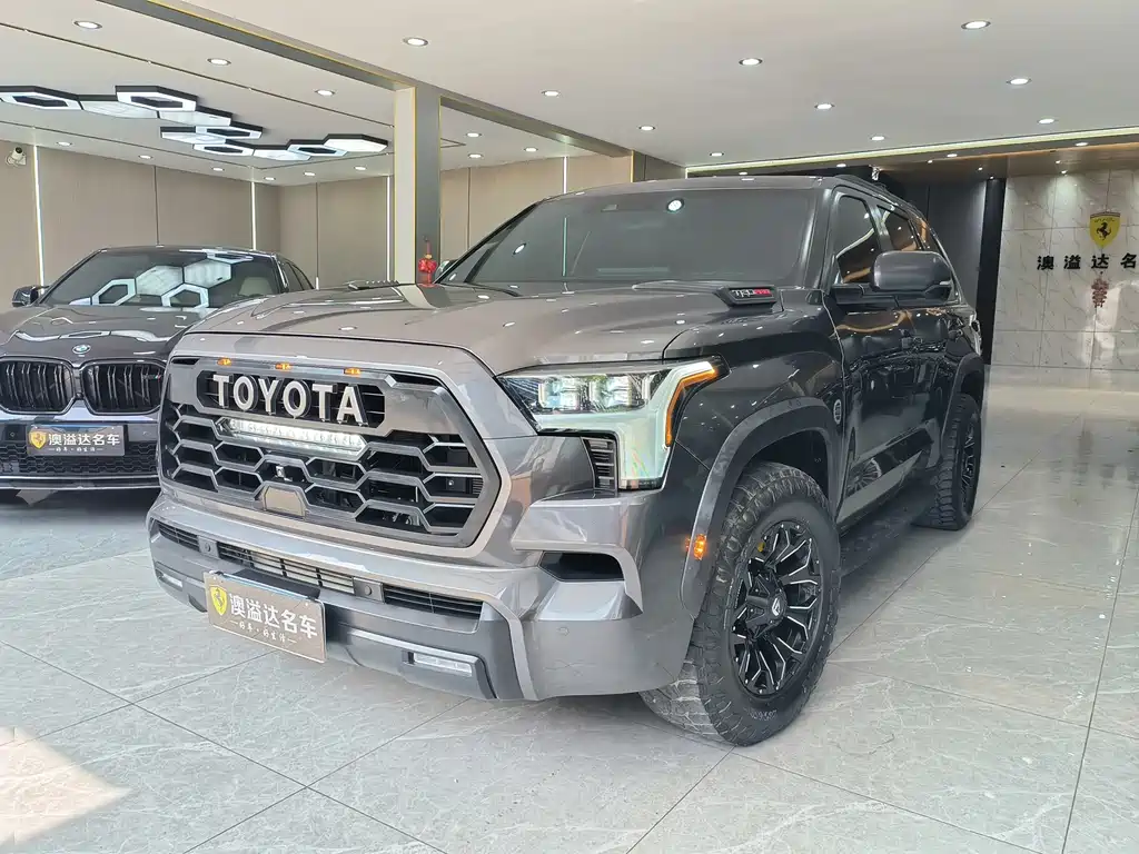 Toyota Sequoia