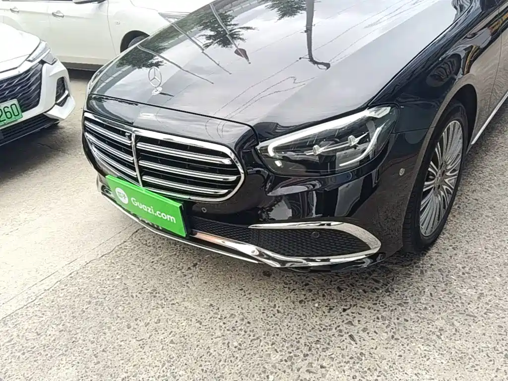 Mercedes-Benz E-Class — миниатюра 24