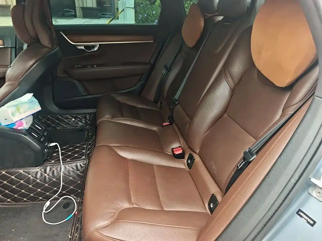 Volvo S90 — миниатюра 15