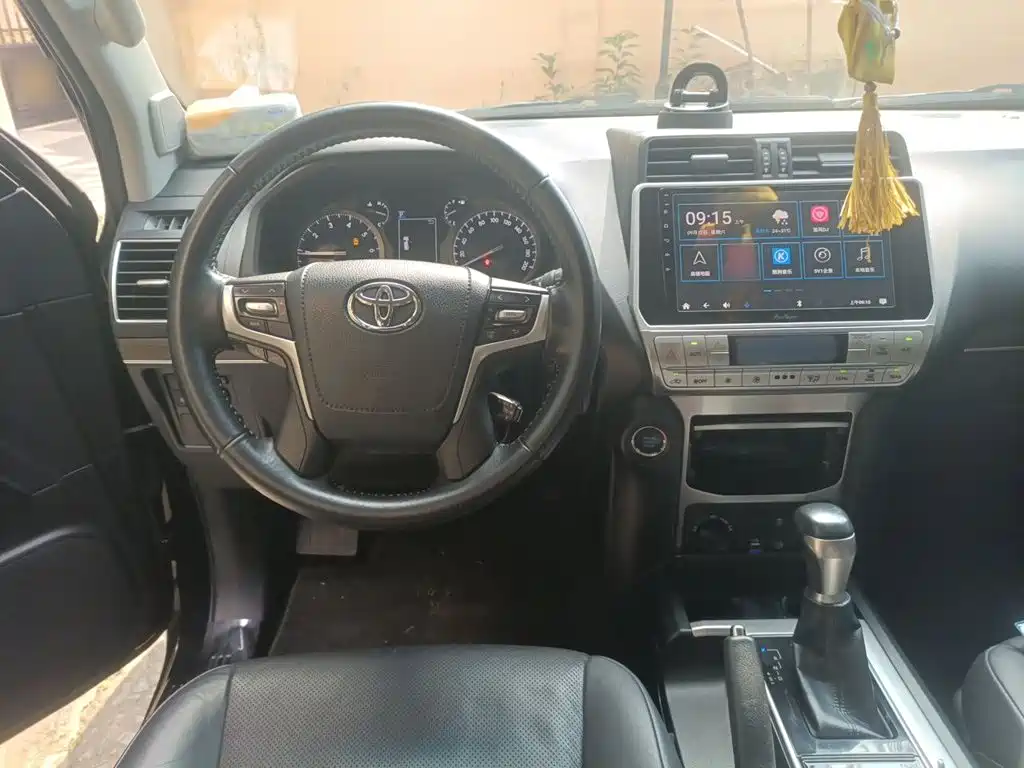 Toyota Prado — миниатюра 11