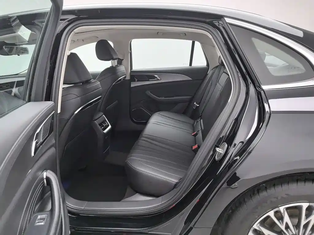 Hongqi Hongqi H5 — миниатюра 15