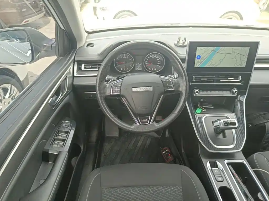 Haval M6 — миниатюра 11