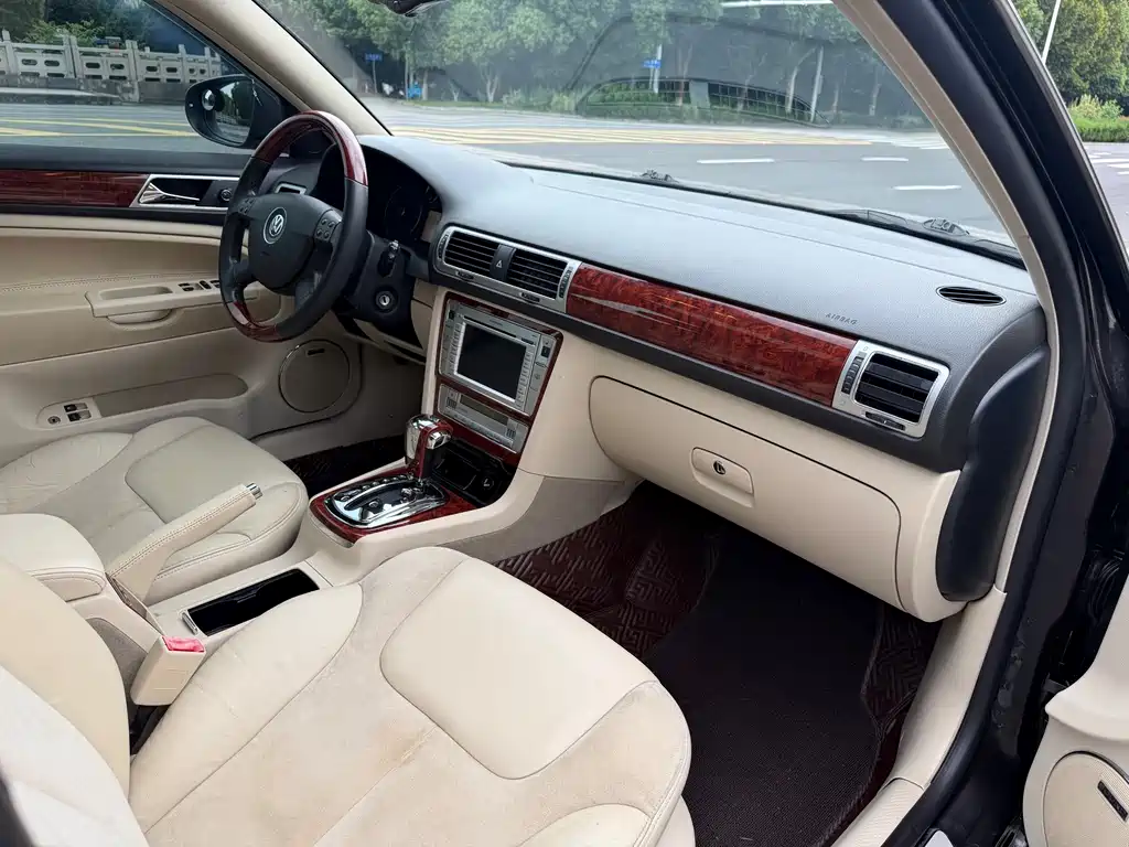Volkswagen Passat Lingyu — миниатюра 13