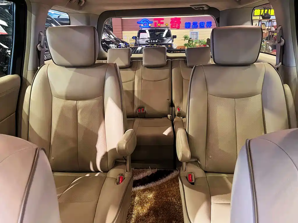 Nissan Quest — миниатюра 24
