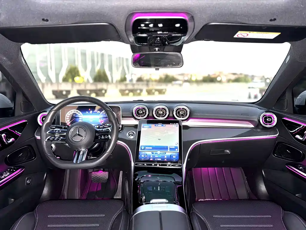 Mercedes-Benz C-Class — миниатюра 5
