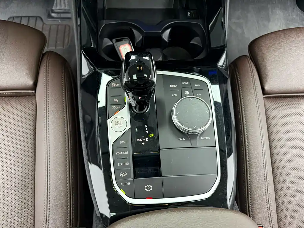 BMW X3 — миниатюра 8