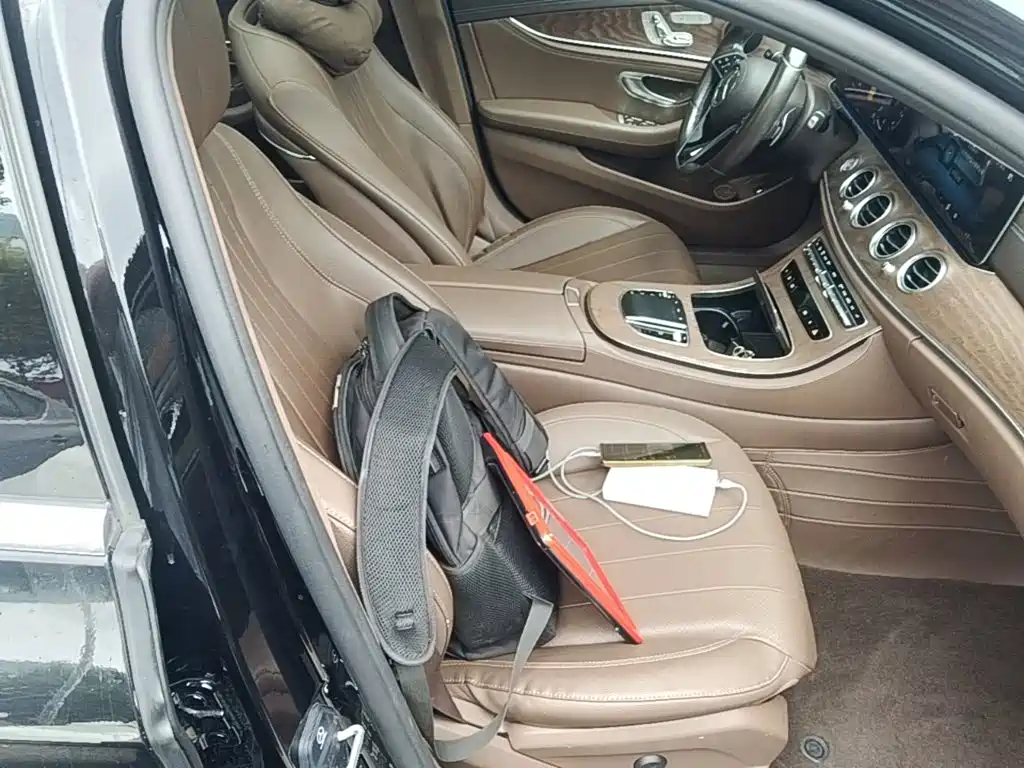 Mercedes-Benz E-Class — миниатюра 25