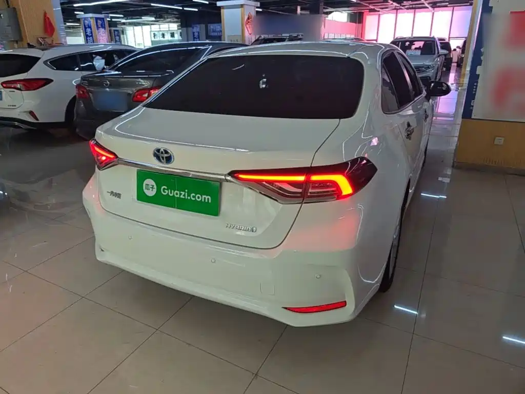 Toyota Corolla — миниатюра 7