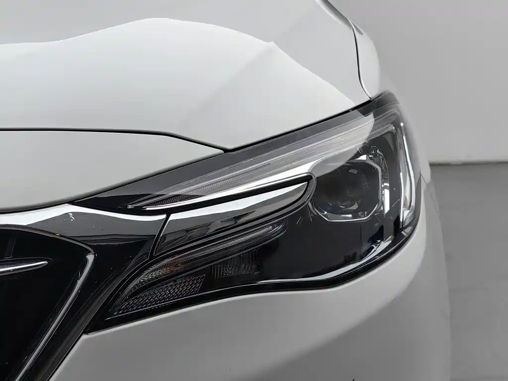 Buick Excelle — миниатюра 7