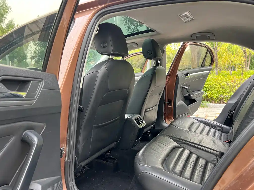 Volkswagen Lamando — миниатюра 5
