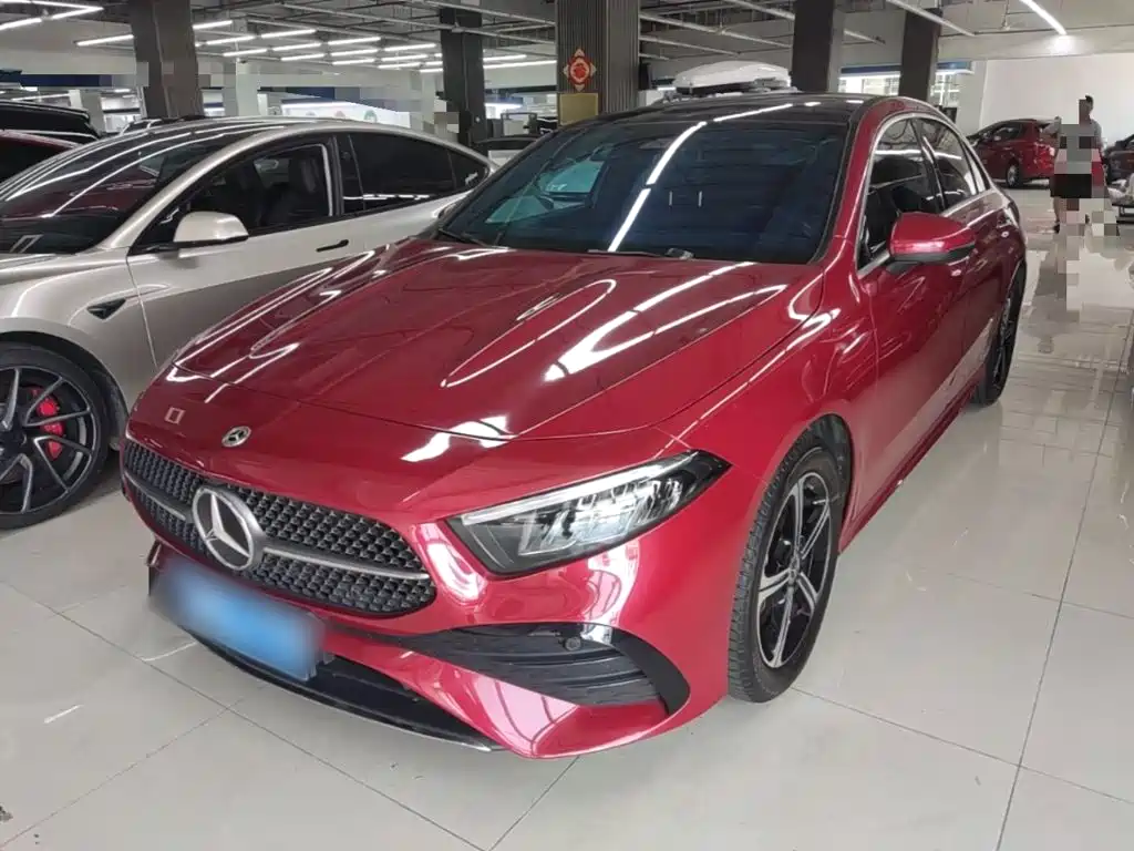 Mercedes-Benz A-Class — миниатюра 2