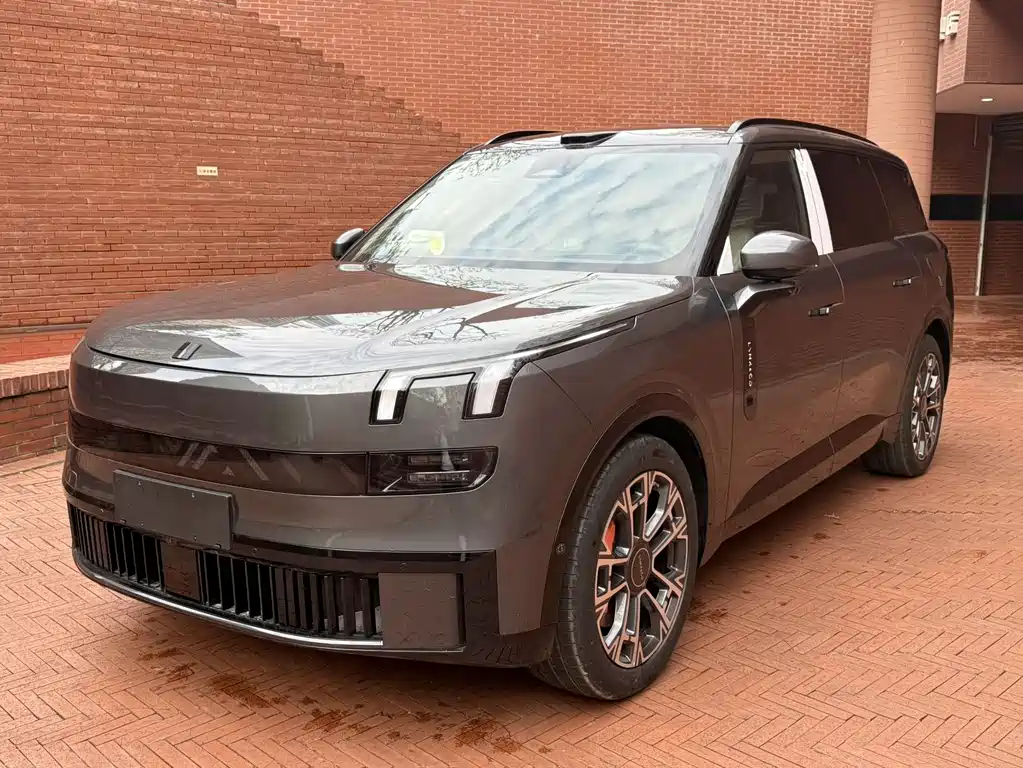 Lynk & Co 领克900 0