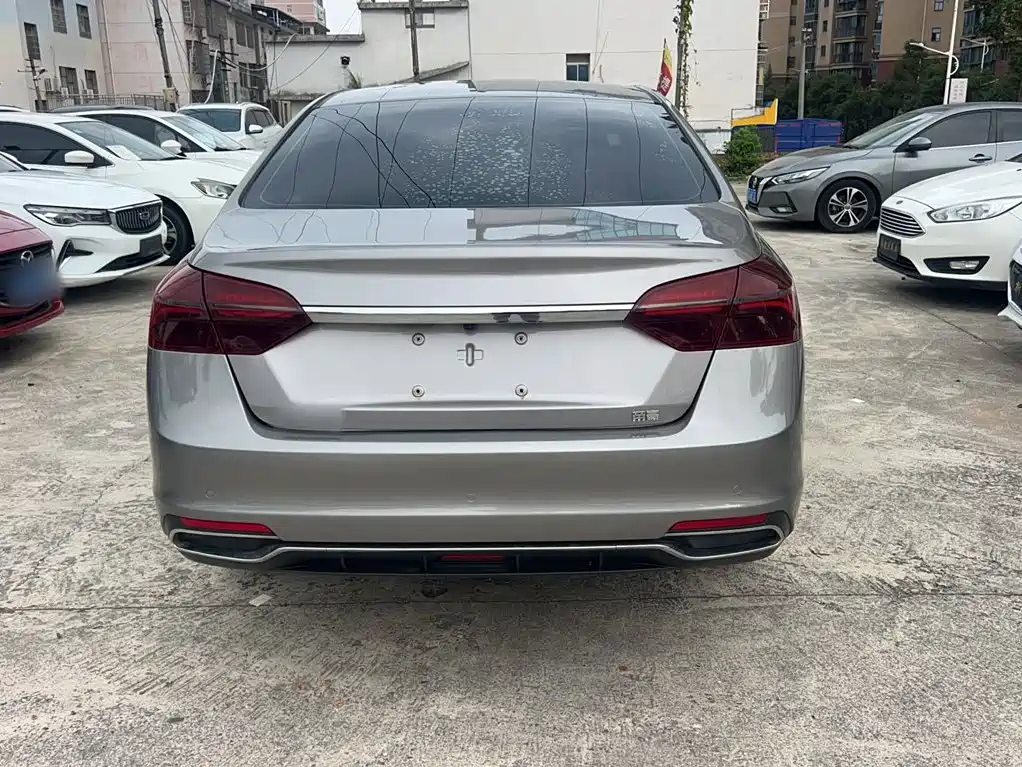 Geely Emgrand — миниатюра 22