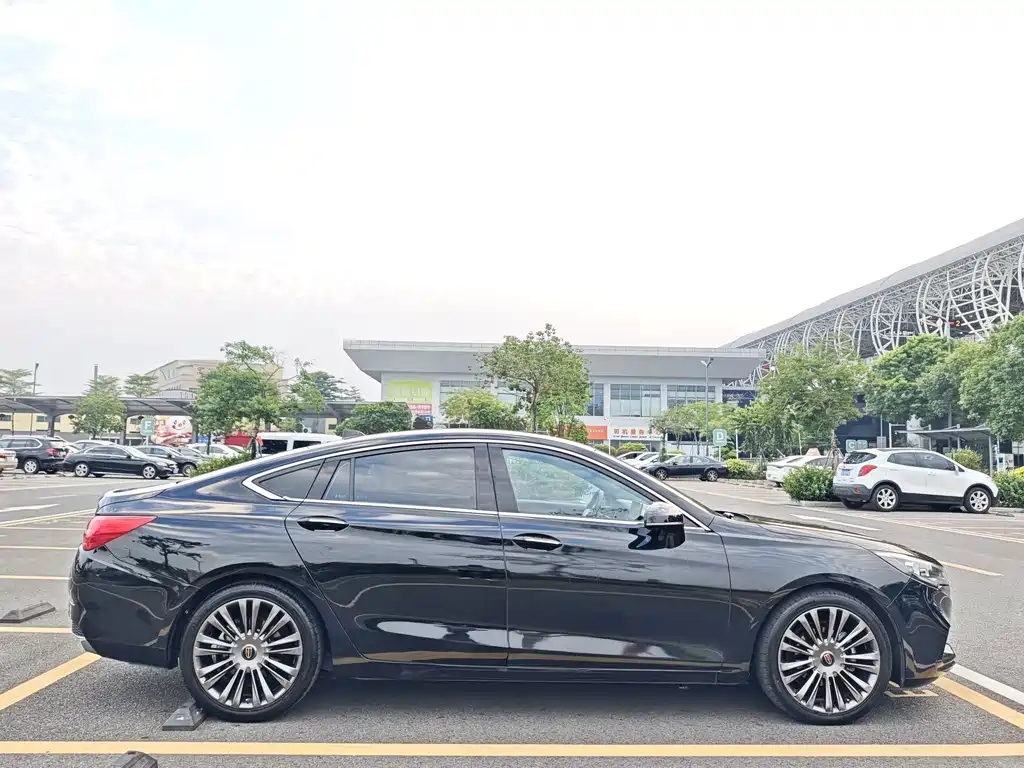 Hongqi Hongqi H5 — миниатюра 5