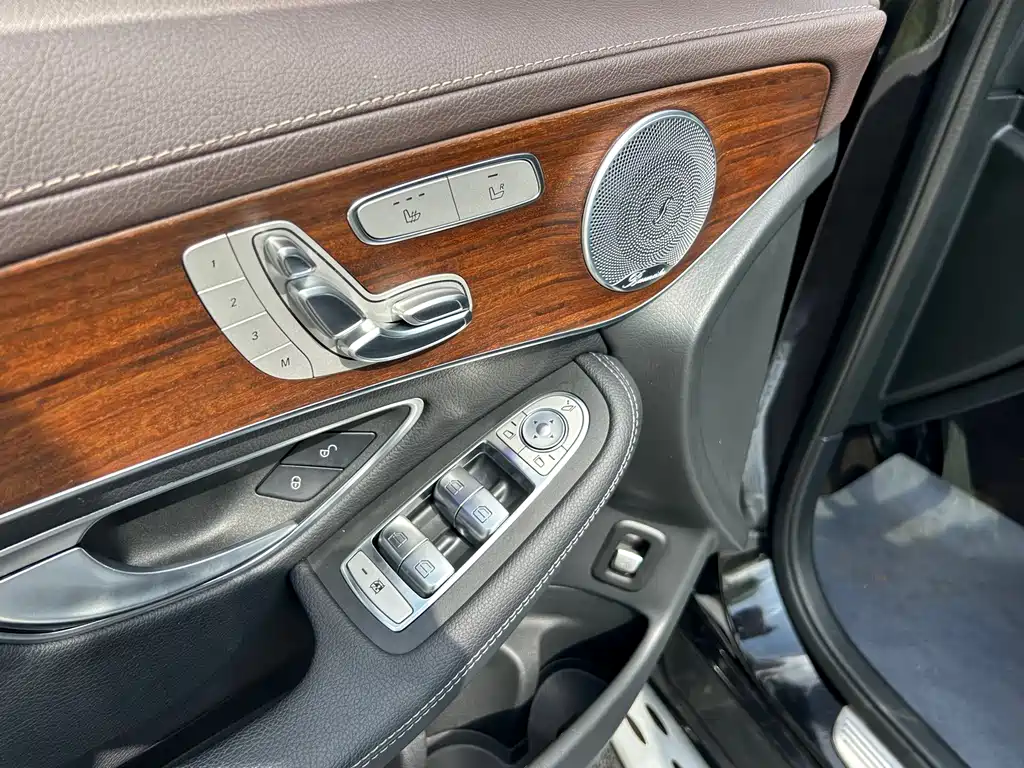 Mercedes-Benz GLC 2021 GLC 300 L 4MATIC