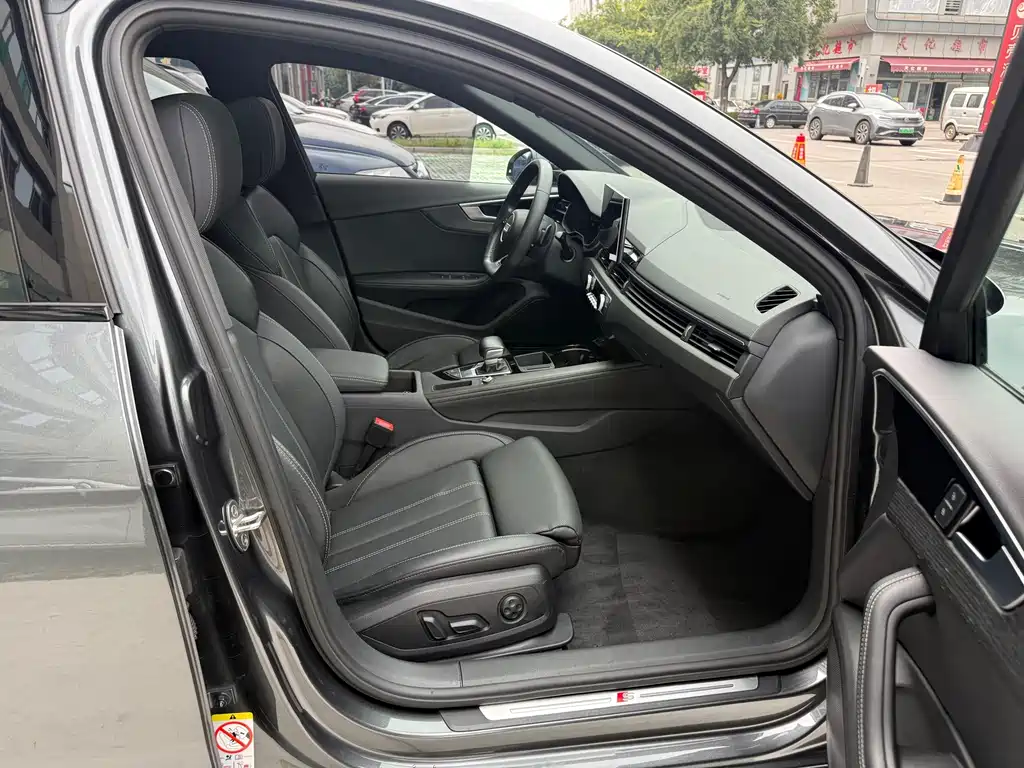 Audi A4L — миниатюра 25
