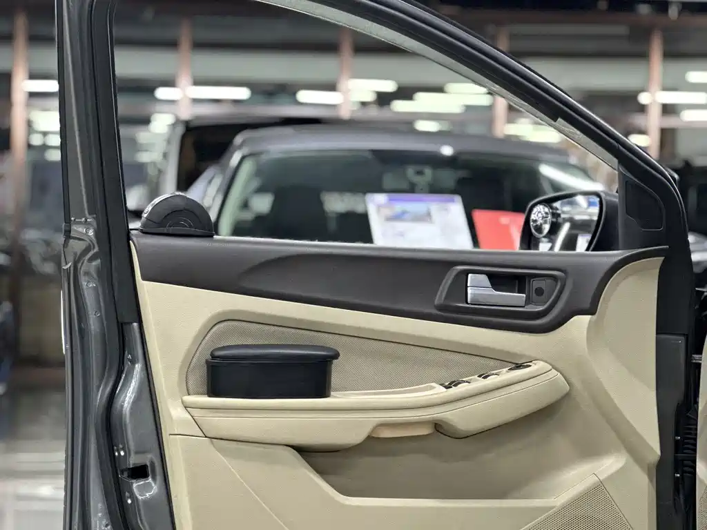 Ford Focus — миниатюра 18