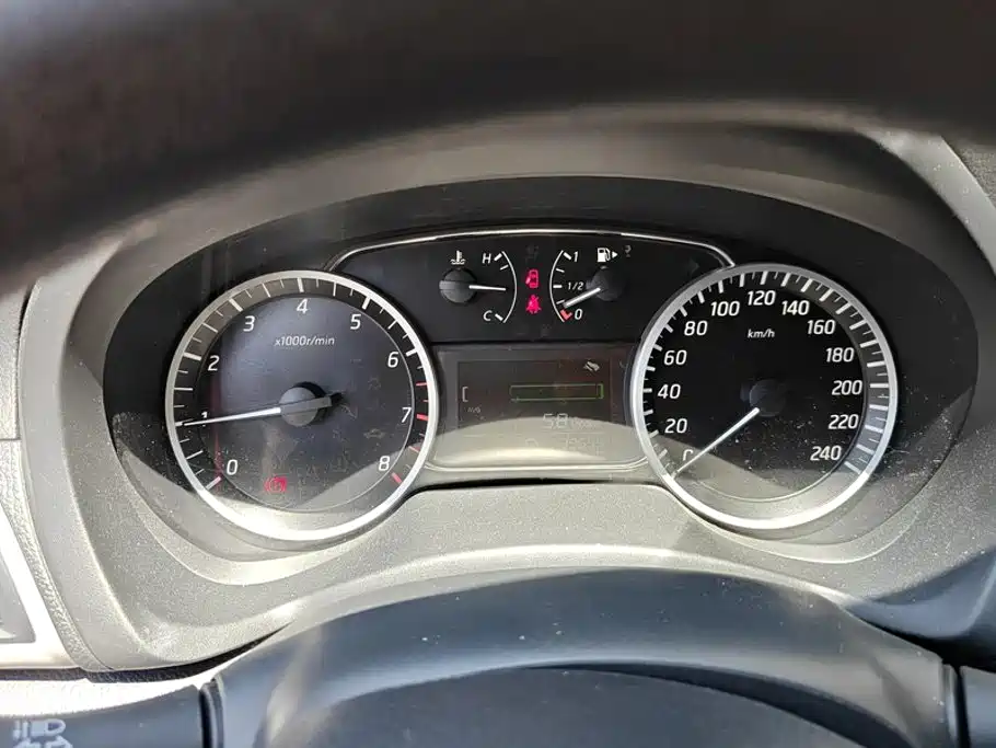 Nissan Sylphy — миниатюра 14