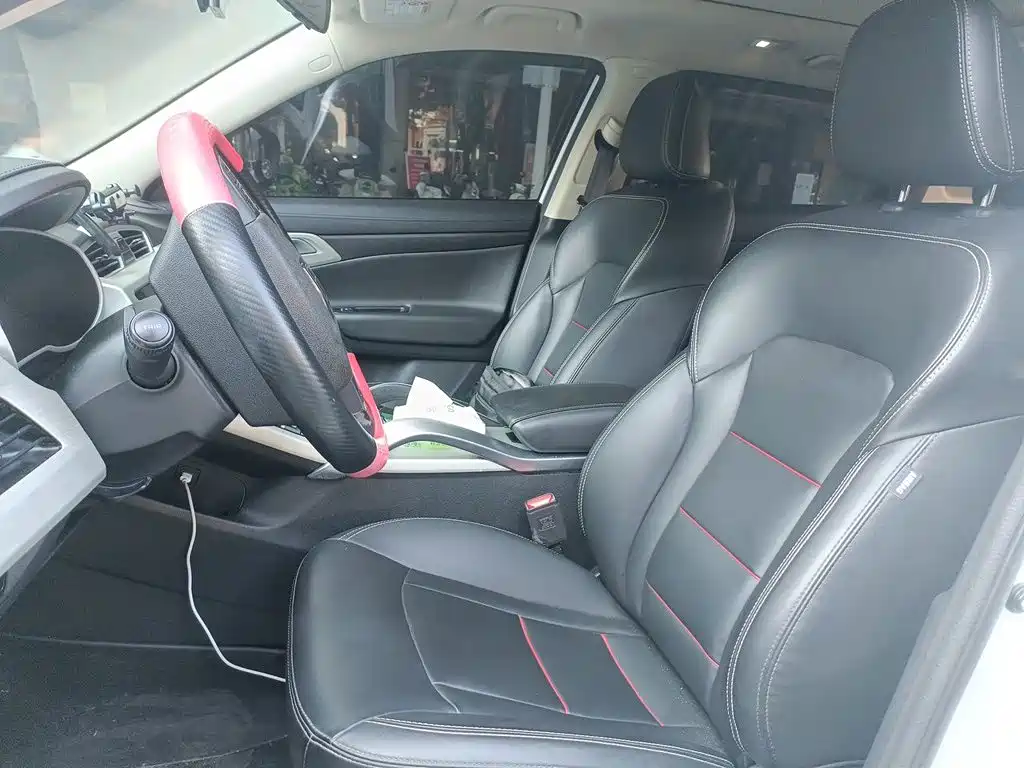 Geely Boyue — миниатюра 11
