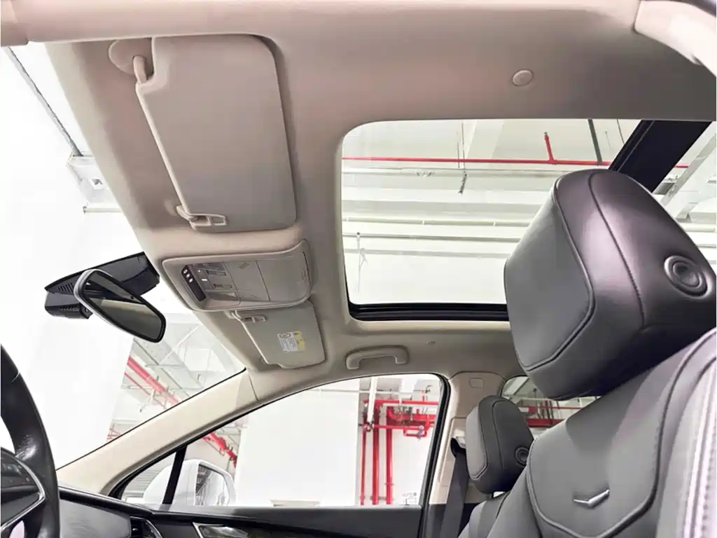 Cadillac XT5 — миниатюра 9