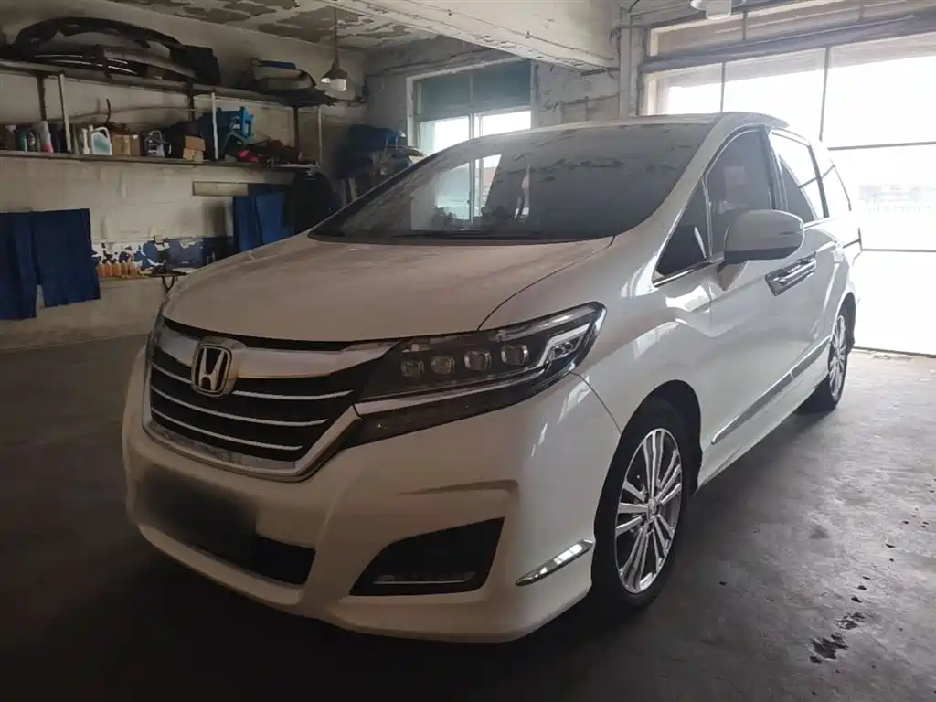 Honda Elysion 2017