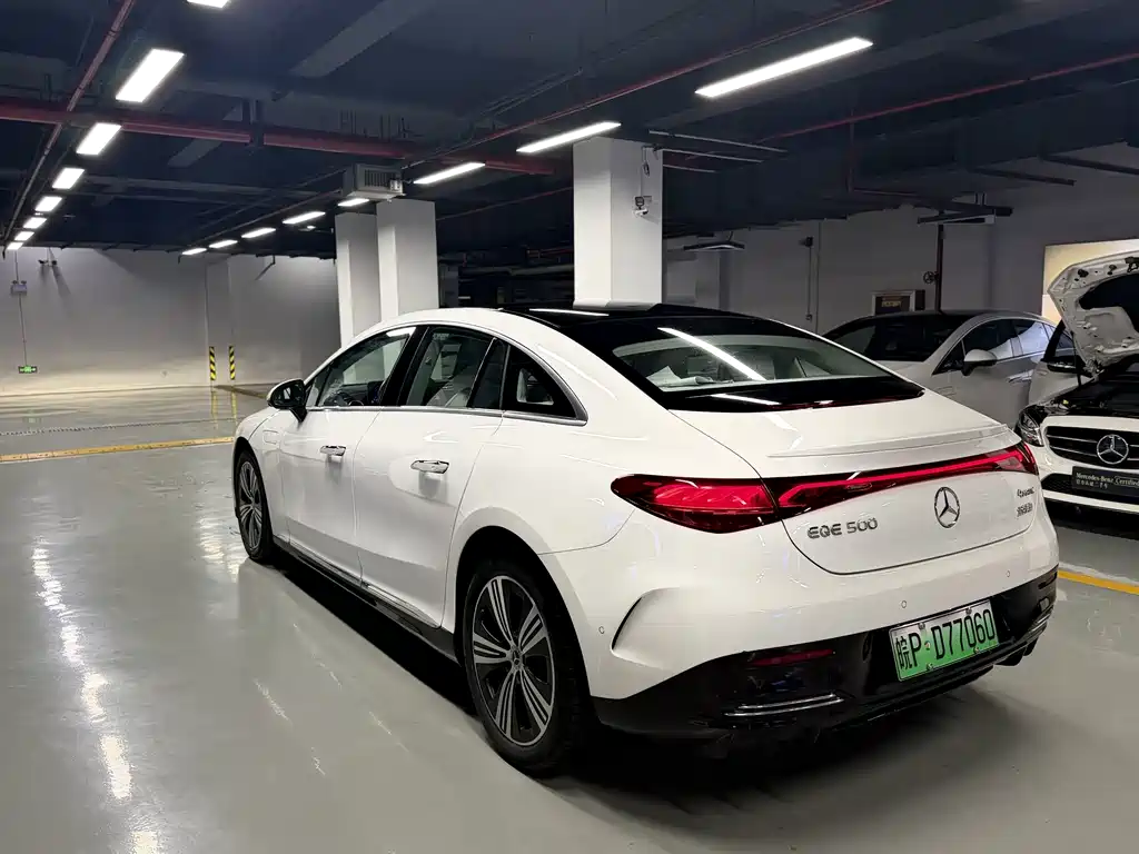 Mercedes-Benz EQE — миниатюра 7