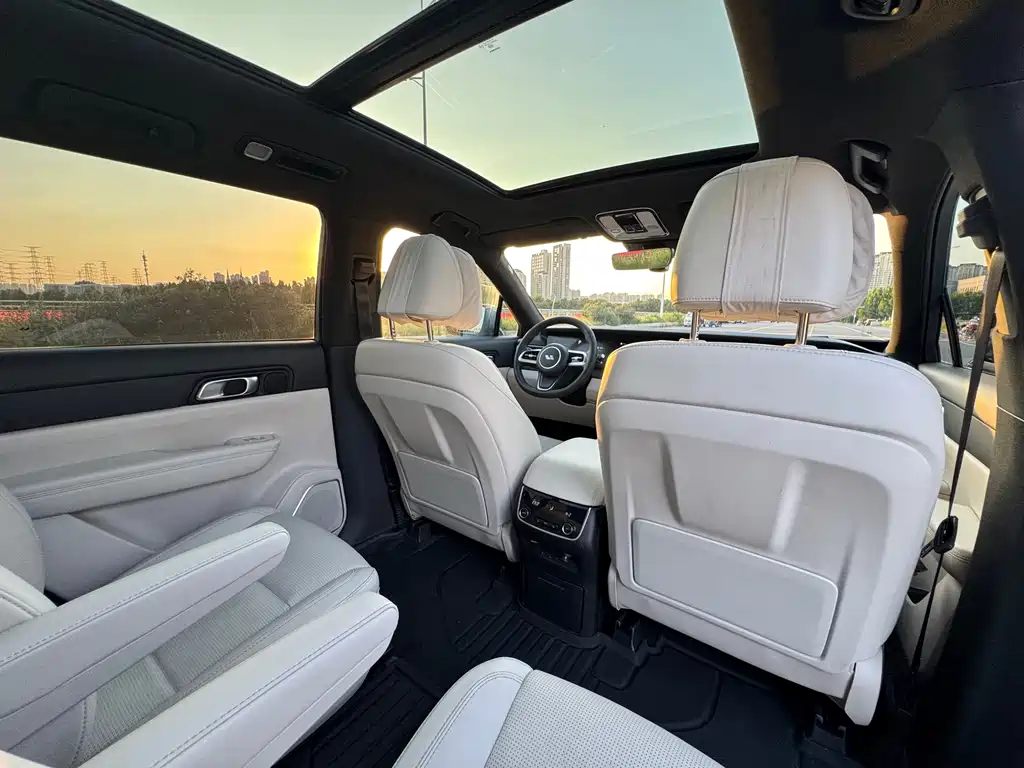 Li Auto Li ONE — миниатюра 34