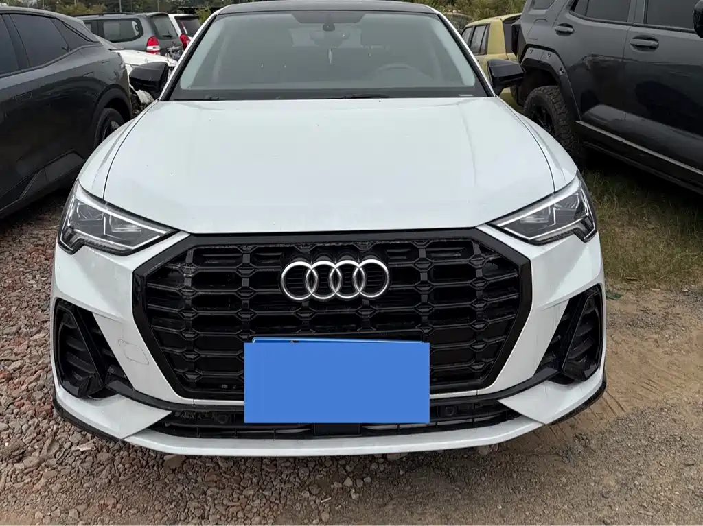Audi Q3 — миниатюра 2
