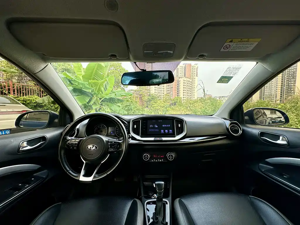 Kia KX1 2019 1.4L AT VI