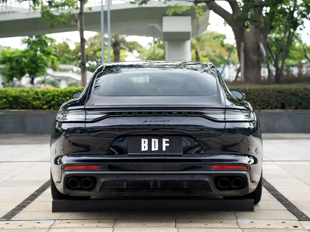 Porsche Panamera — миниатюра 5