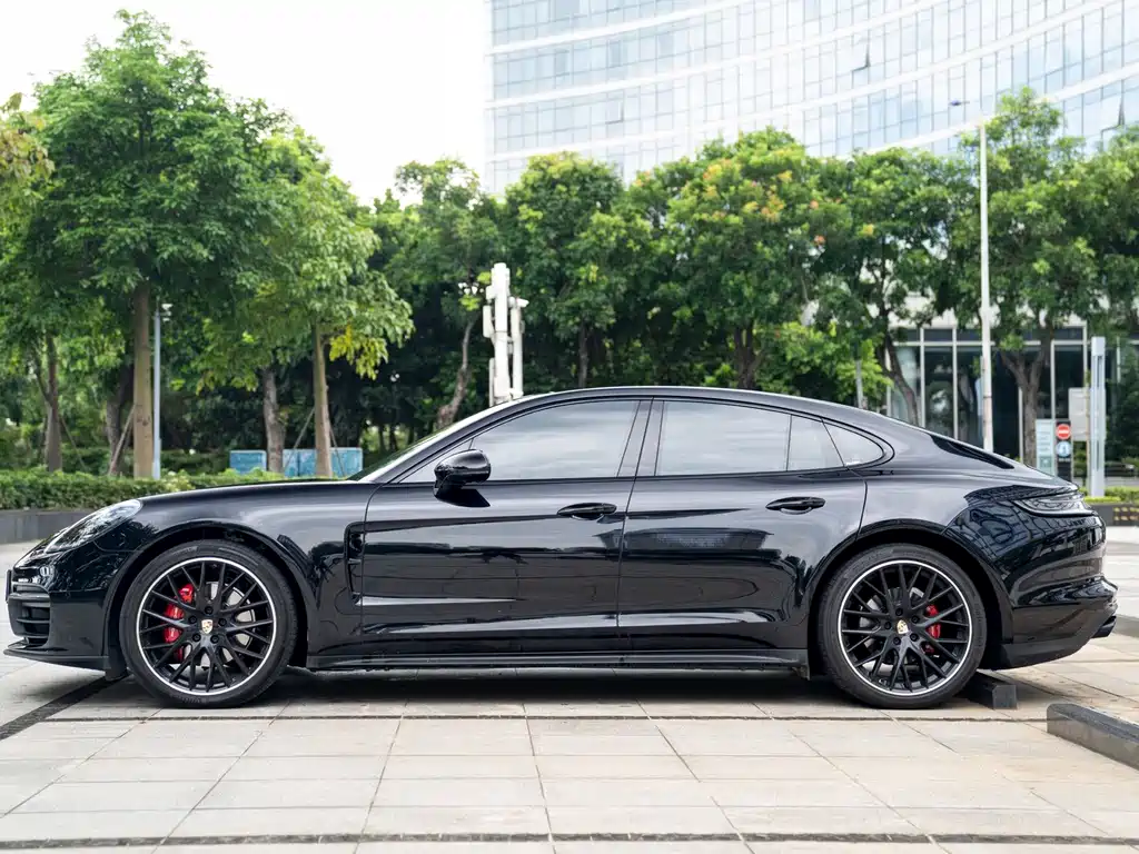 Porsche Panamera — миниатюра 7