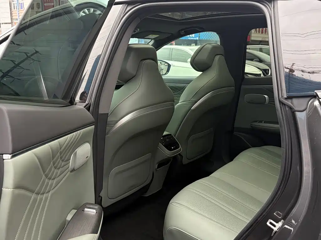 Changan Deepal DARK BLUE S07