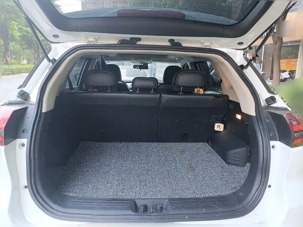 Geely Boyue — миниатюра 15