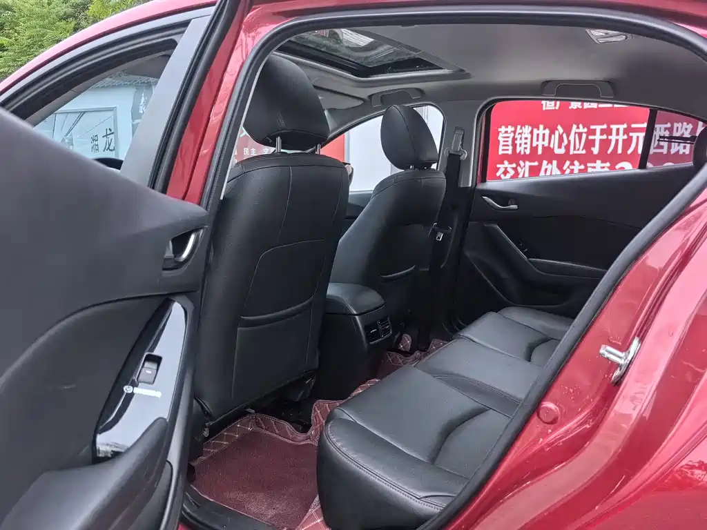 Mazda 3 Axela — миниатюра 10
