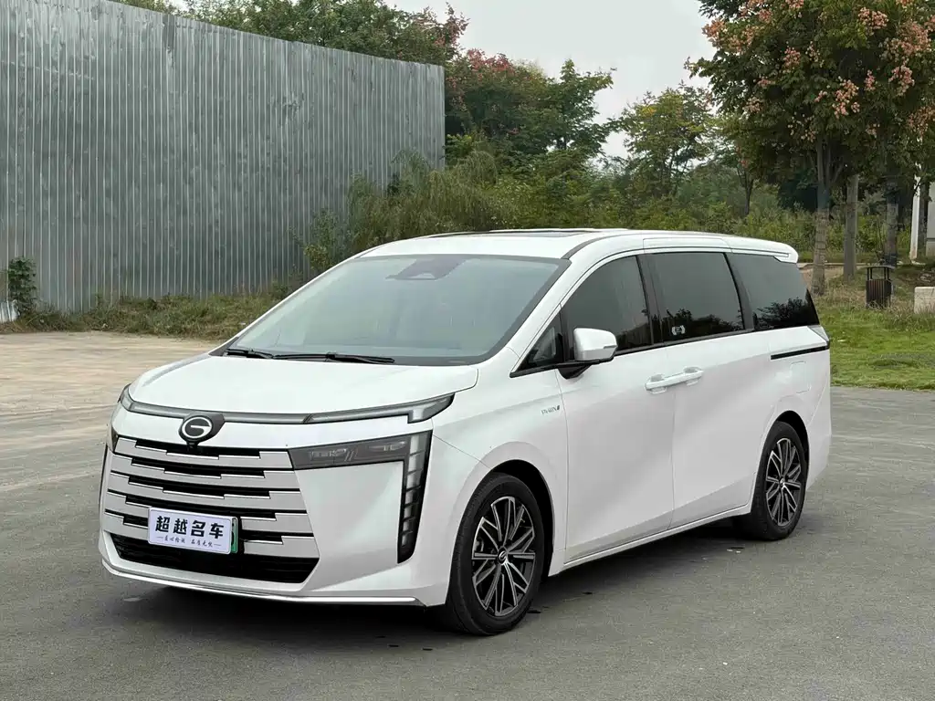 GAC Motor Trumpchi E8 PHEV