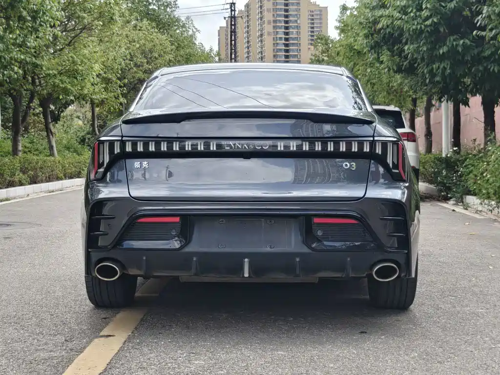 Lynk & Co 03 — миниатюра 8