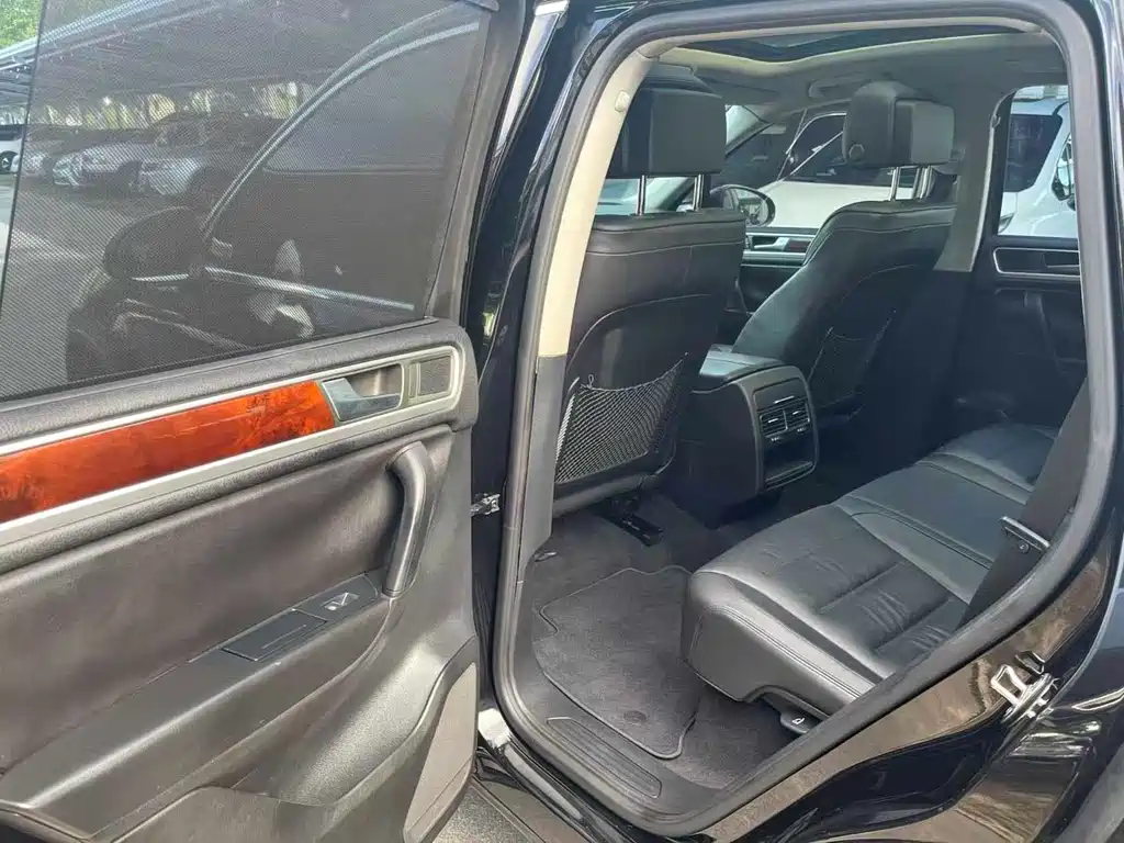 Volkswagen Touareg — миниатюра 6