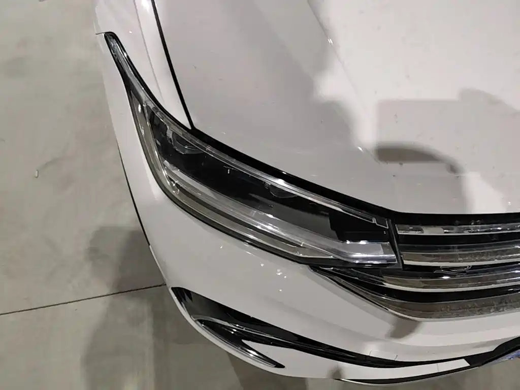 Volkswagen Tiguan L — миниатюра 8