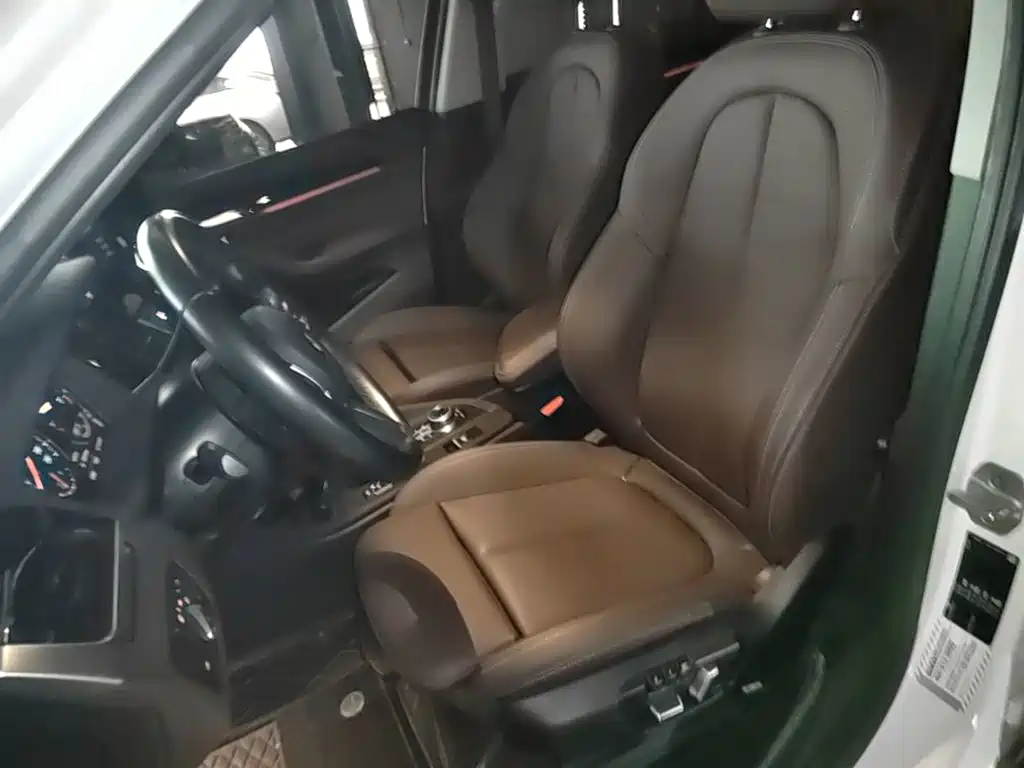 BMW X1 — миниатюра 20