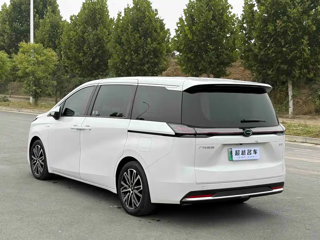 GAC Motor Trumpchi E8 PHEV — миниатюра 14