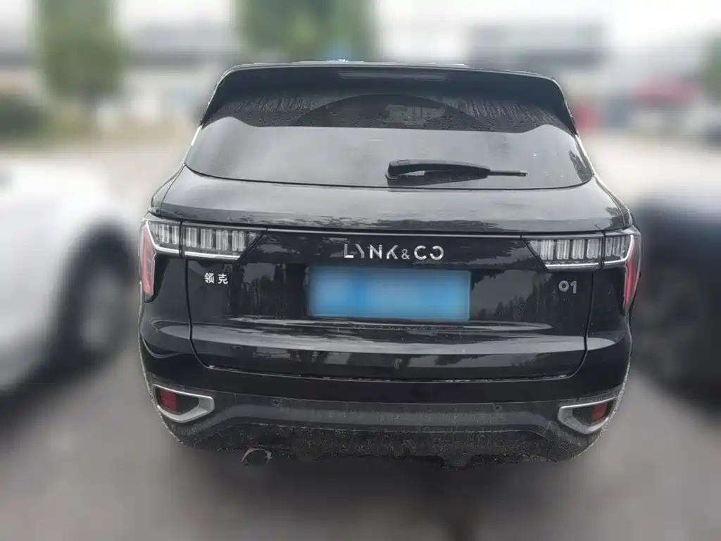 Lynk & Co 01 — миниатюра 8