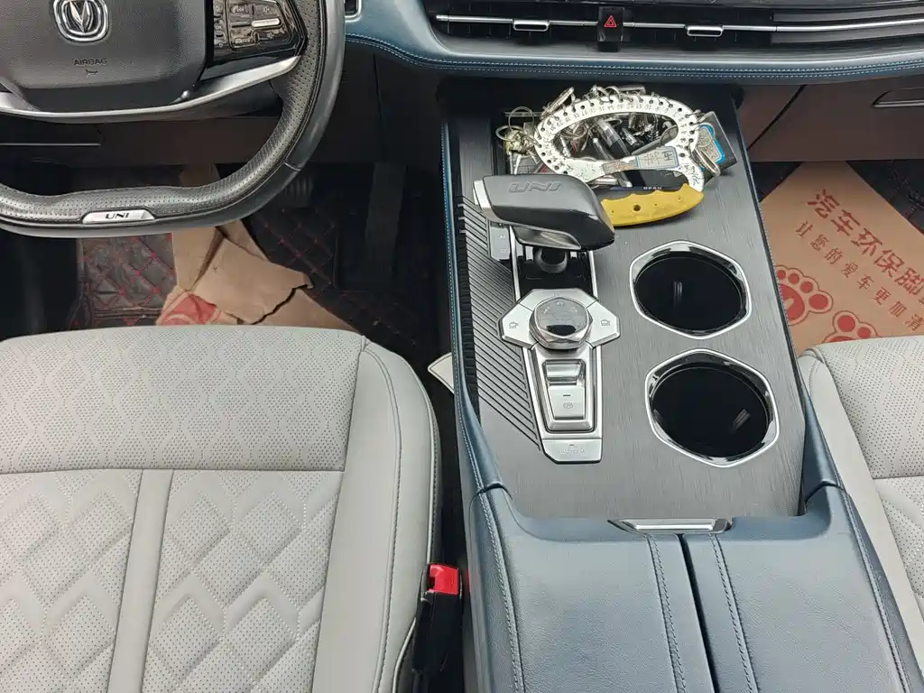 Changan UNI-K iDD 2023 iDD 1.5T 135km