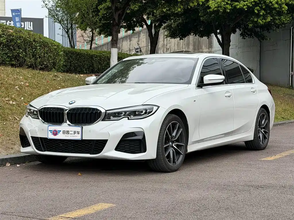 BMW 3 Series 2021