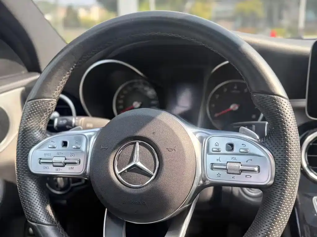 Mercedes-Benz C-Class — миниатюра 17