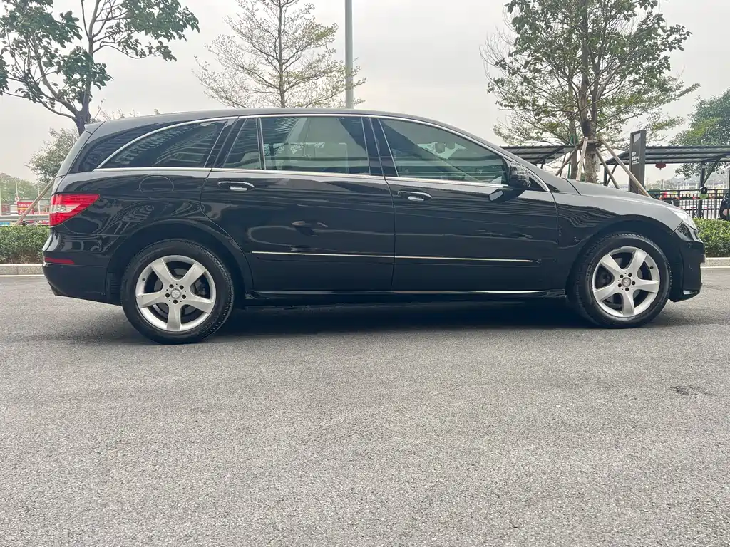 MERCEDES-BENZ R CLASS