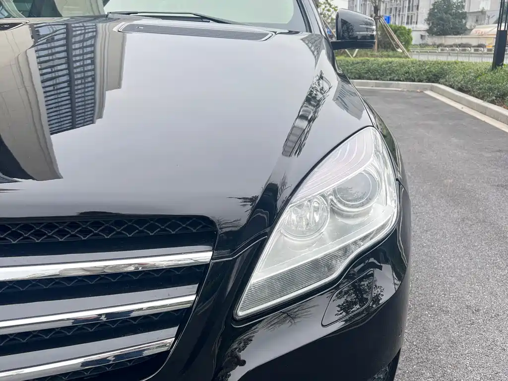 MERCEDES-BENZ R CLASS