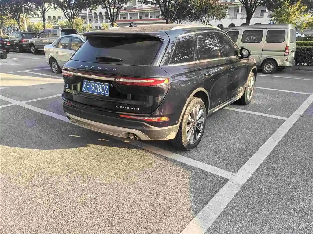 Lincoln Corsair — миниатюра 5