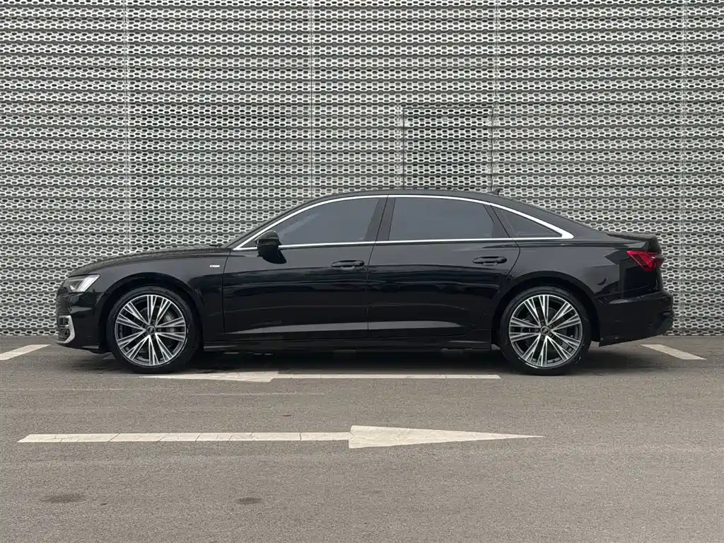 Audi A6L 2023 45 TFSI
